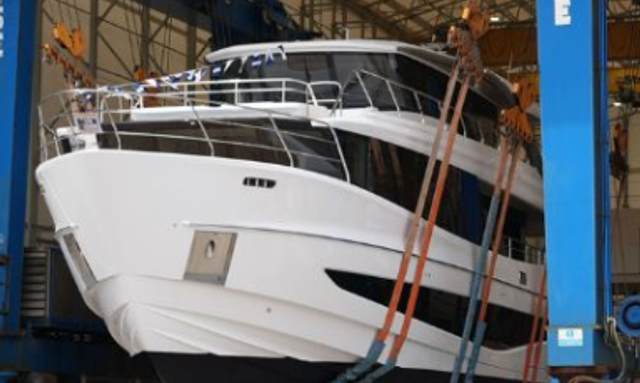 Jenny X yacht New H.P.P. hull form
