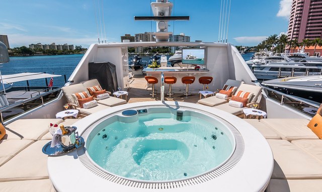 True Love yacht Sundeck Amenities