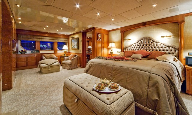 Vita Nova yacht Master Cabin