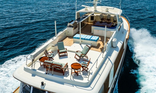 Starlight yacht Expansive Flybridge