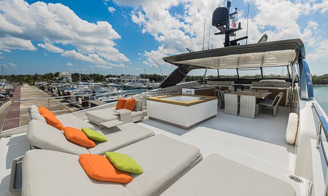 Percal yacht Flybridge with Hot Tub