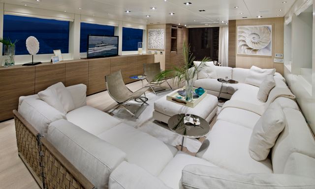 Lydia S yacht Versatile Salon