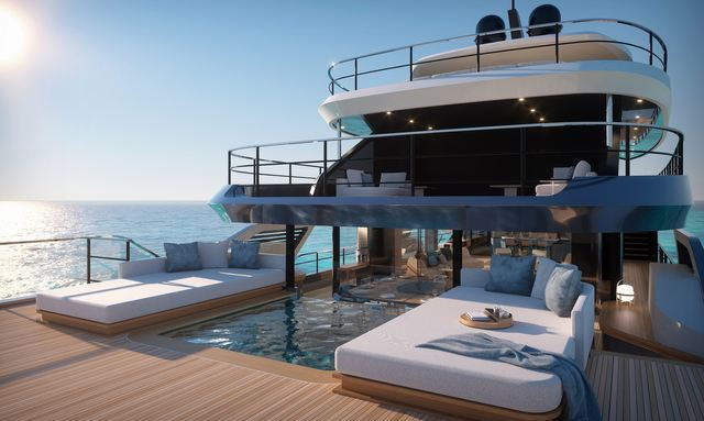 Shabby yacht Mezzanine Deck & Glass-Bottomed Pool
