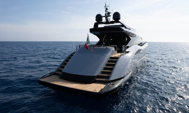 Simply Lovely yacht Concealed Watersports Garage