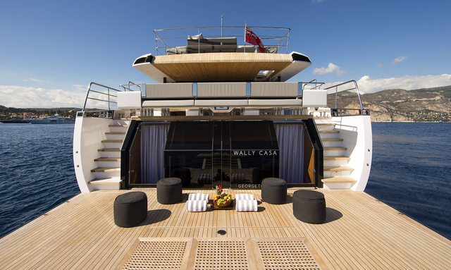 Casa yacht Owner’s terrace at water level