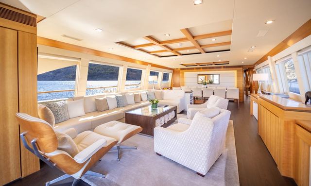 Arion yacht Open-Plan Main Salon