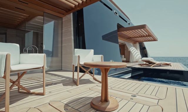 Breakthrough yacht Bundles of Balconies