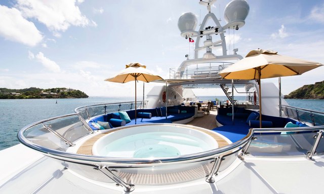 Talisman Maiton yacht Sun Deck