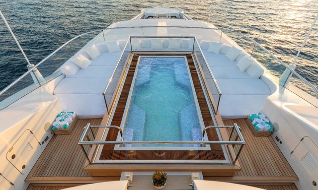 Quantum of Solace yacht Sun Deck 