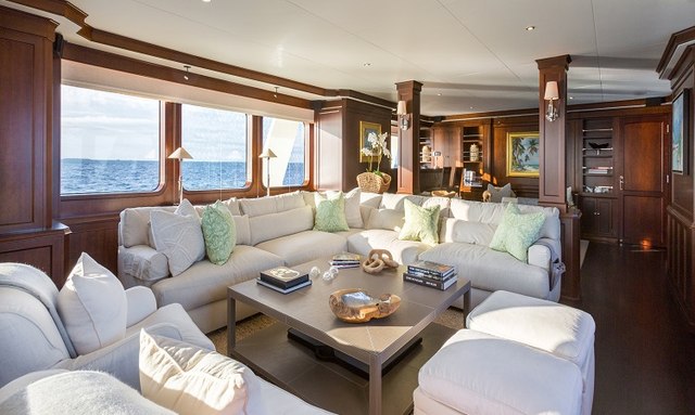 Pioneer yacht Luxurious Interior