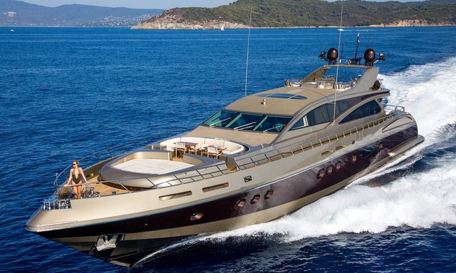 Genesis yacht Head-Turning Golden Hull