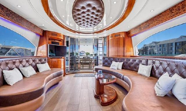 Elizee yacht Salon with Effortless Flow