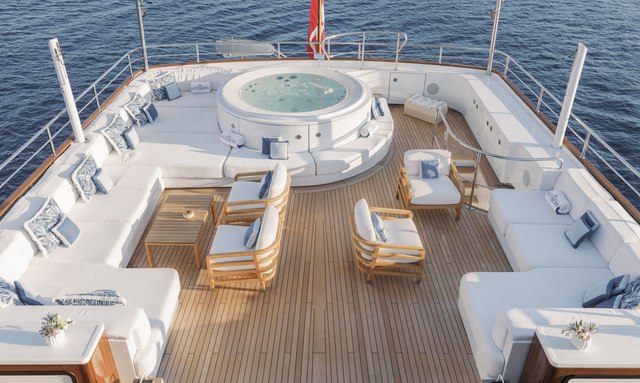 Synthesis 66 yacht Bridge Deck Aft