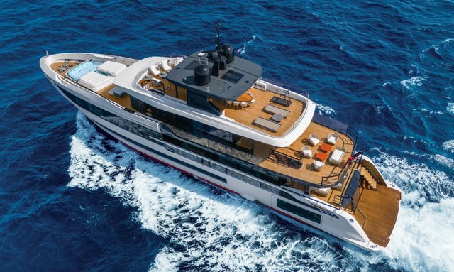 Multiple yacht Long-Range Engines