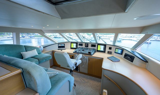 Lorax yacht Advanced Navigation