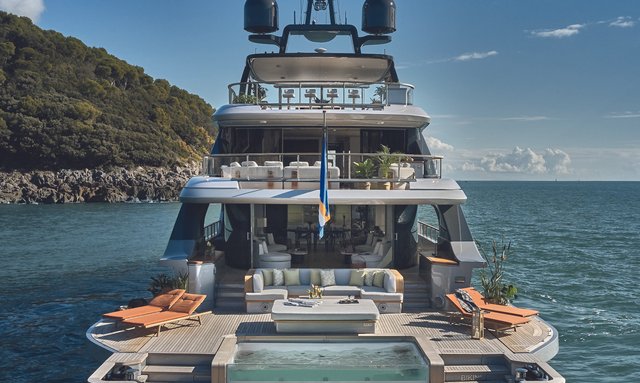 Debra One yacht Innovative Aft Design