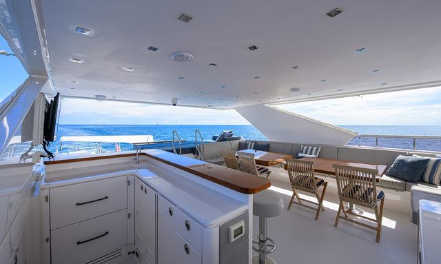 Second Amendment yacht Spacious Flybridge