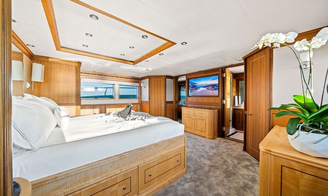 Blacksheep yacht Owner's Suite