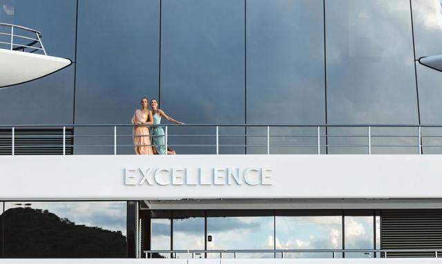 Excellence yacht Glass Structure