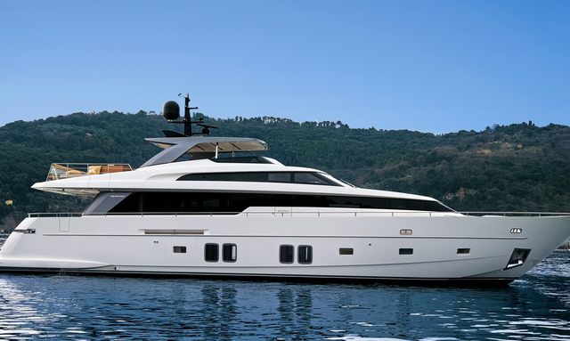 Friday yacht Raised Pilothouse Frees The Main Deck