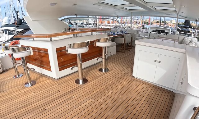 Mahalo yacht An Owner-Led Flybridge