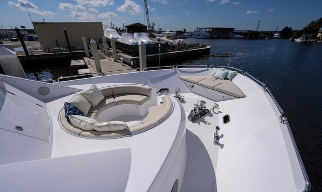 Tireless yacht Foredeck Lounging