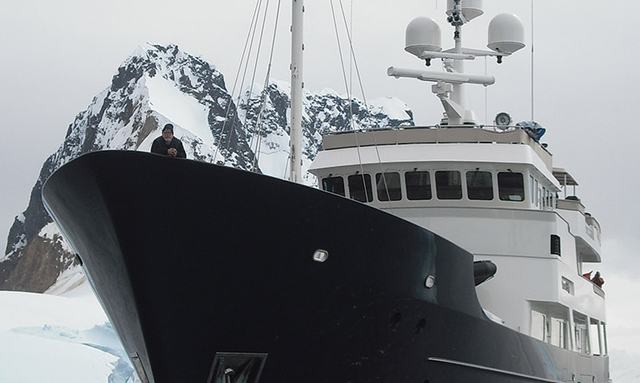 Pioneer yacht Explorer Yacht Pedigree