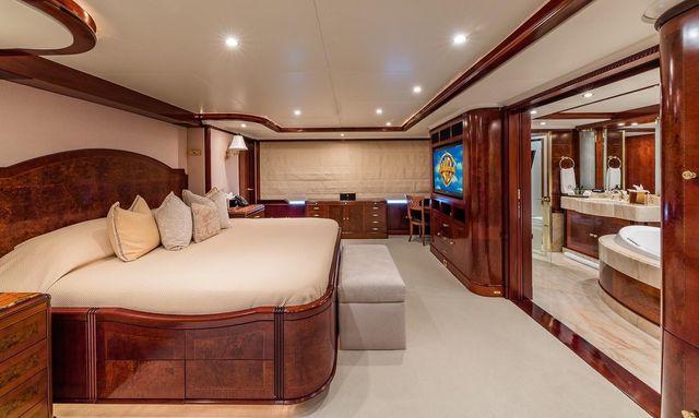 Tobi Star yacht Master Suite