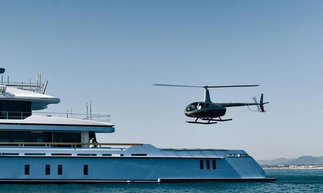 Ocean Dreamwalker III yacht Helipad