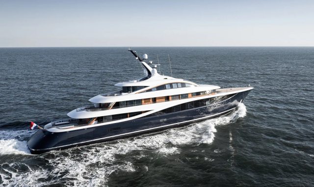 Faith yacht Hybrid Power, Advanced Control