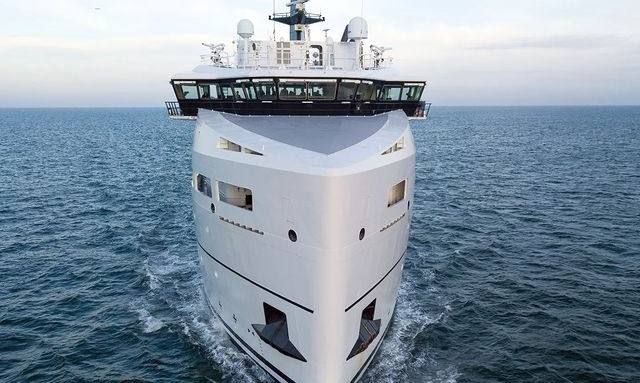 Wingman yacht Utility-Forward Exterior