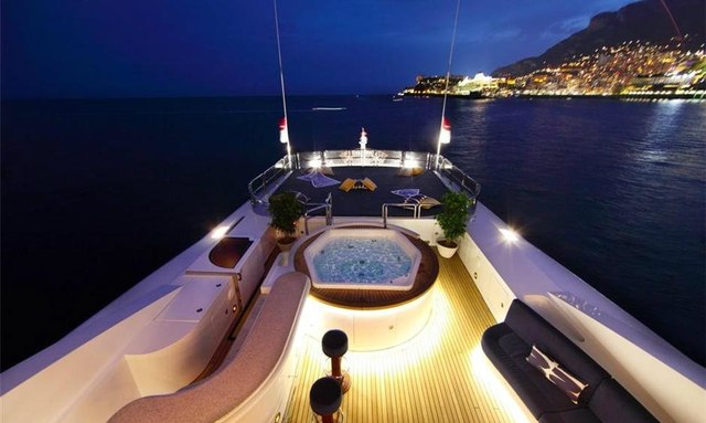 Akira One yacht Multi-Level Sun Deck