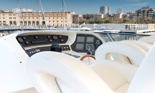 Sussurro yacht Steering System