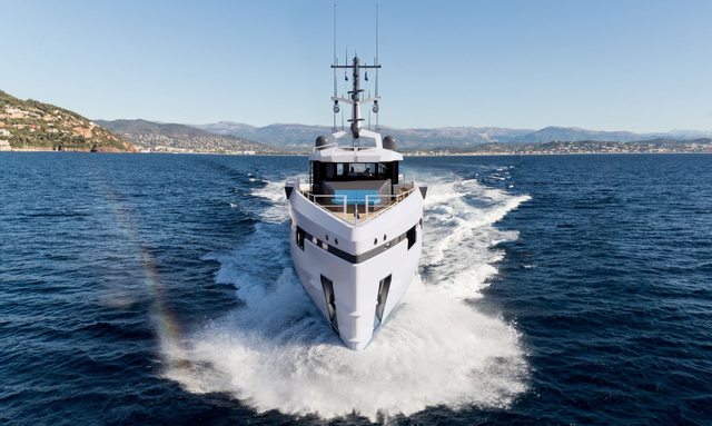 Damen 5305 yacht Long-Range Hull Design