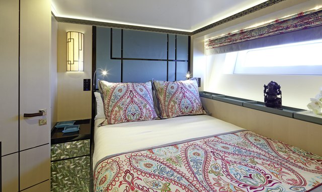 Sagitta yacht Indian Spirit Interior