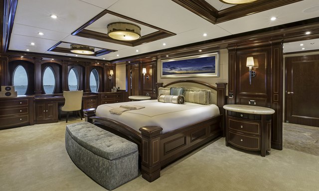 Lady Beth yacht Two Master Suites