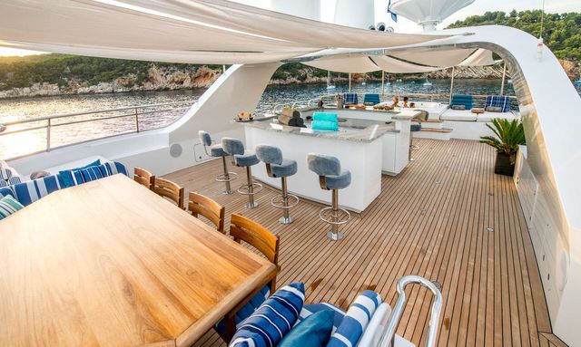 Volare yacht Spacious Sun Deck