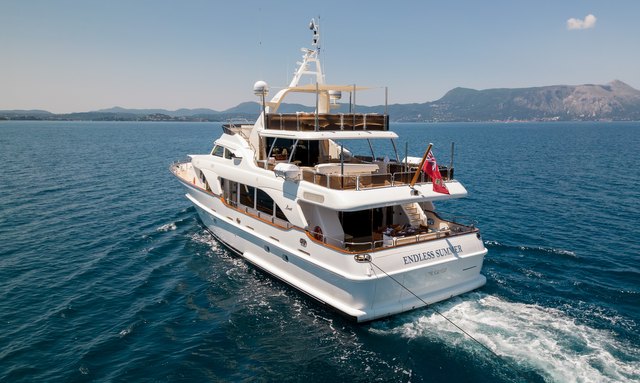 Endless Summer yacht Bridge Deck Social Hub