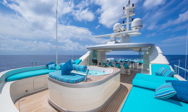 Nita K II yacht Spacious Deck Areas 