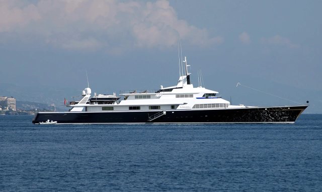Limitless yacht Carinthia VI Reworked At Scale
