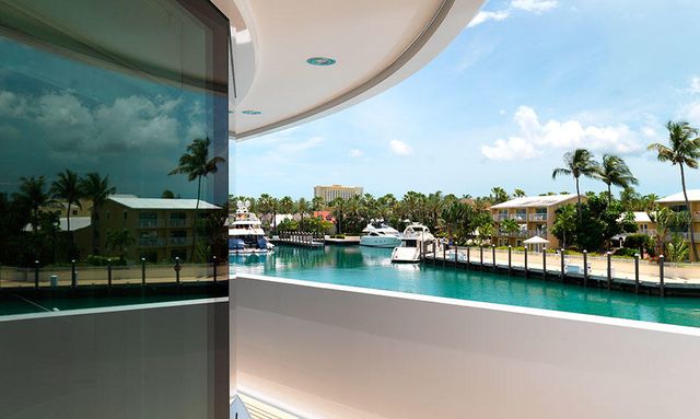 Jubilee yacht Dynamic Windows