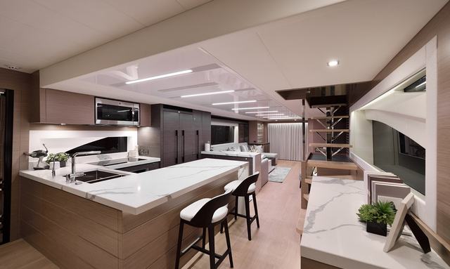 Valiant yacht Wide-Beam Hull Design