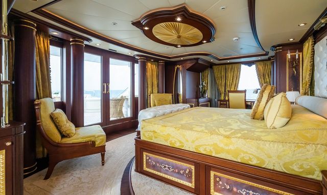 Aquamarina yacht Owners' Suite