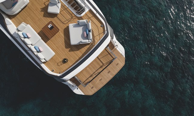 Aisha yacht Deck2Deck™ Stern Terrace