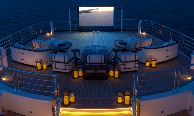 Alaiya yacht Outdoor cinema