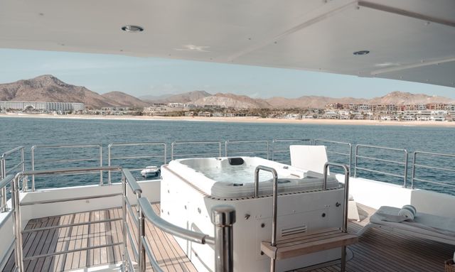 Altavita yacht Upper Deck 