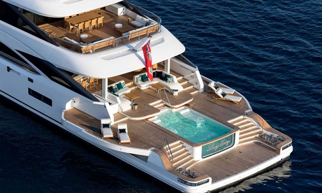 Symmetry yacht Amazing Oasis Deck