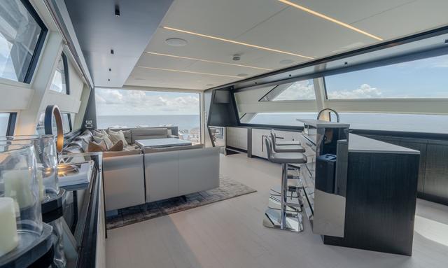 Vintage yacht Natural Light