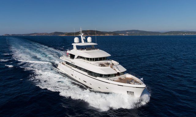 Brigadoon yacht Fast displacement hull with long range