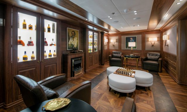 Katina yacht Exclusive Cigar Room